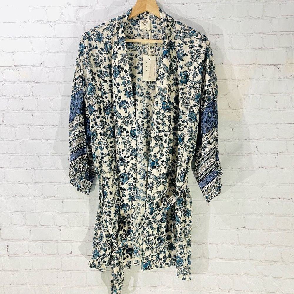 Good Hart Gulf Coast Kimono New